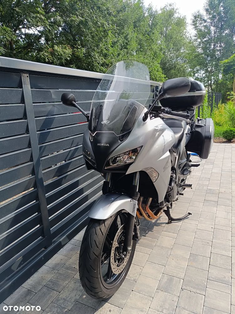 Honda CBF - 24