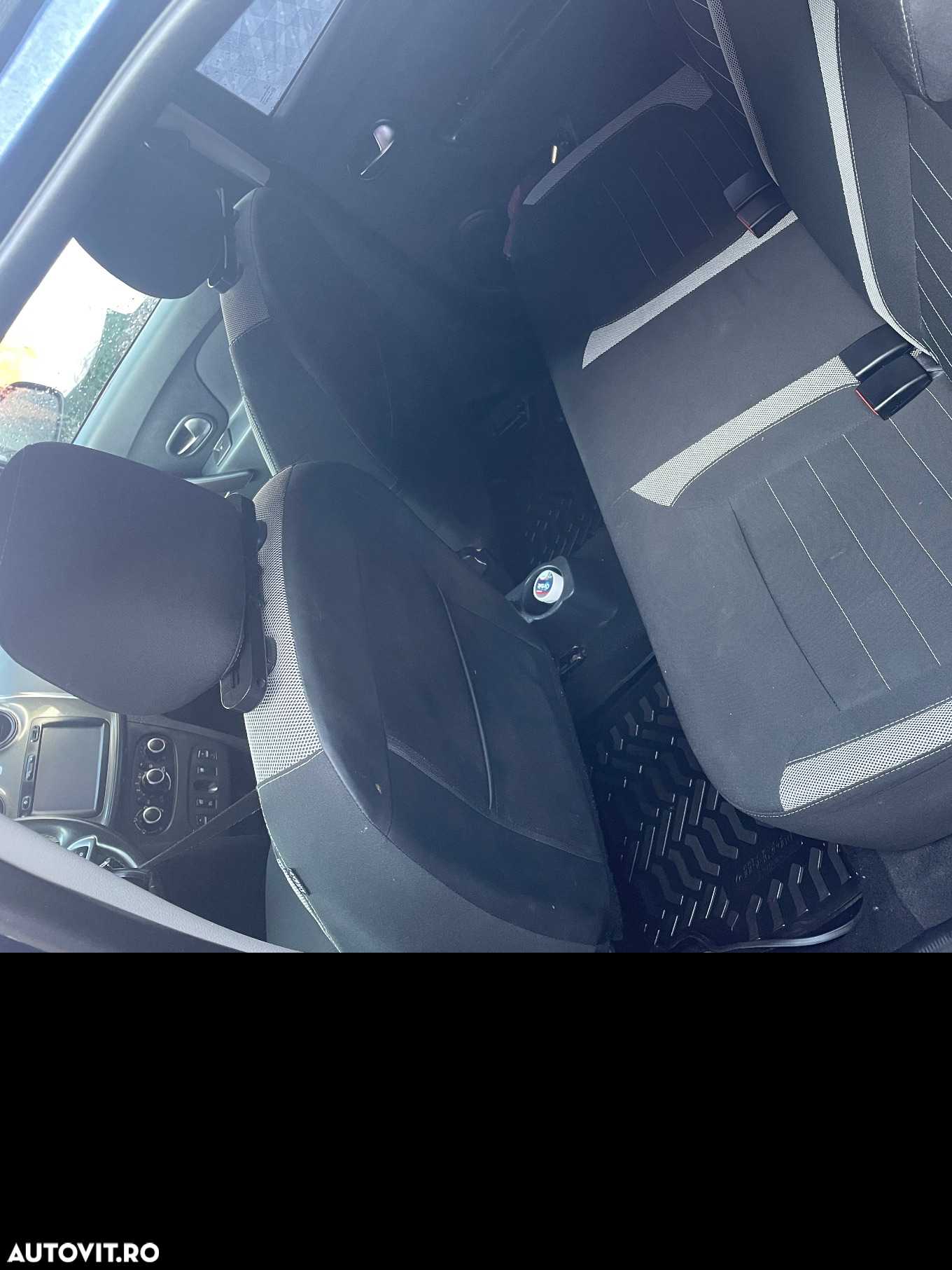 Dacia Sandero 1.5 90CP Laureate - 6