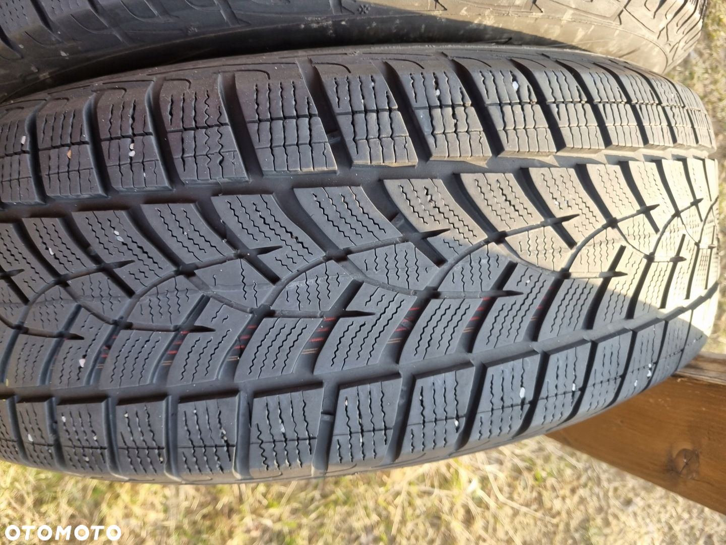 Opony GOODYEAR ULTRAGRIP performance suv 225/65r17 2019r. 6mm db stan - 2