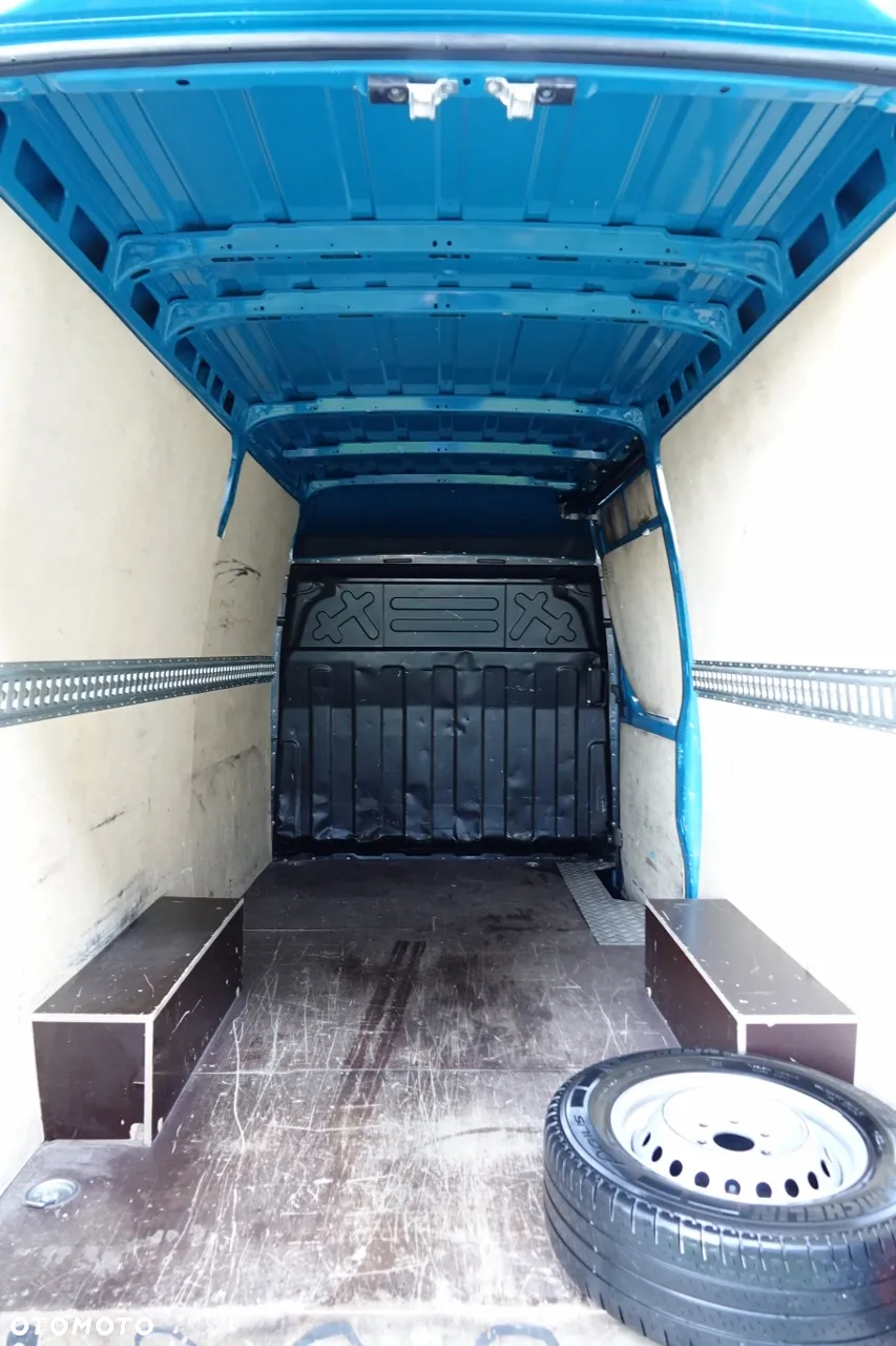 Iveco DAILY 2,3 D / BLASZAK / 2021 ROK / SPROWADZONY / PO KONTRAKCIE SERWISOWYM - 22