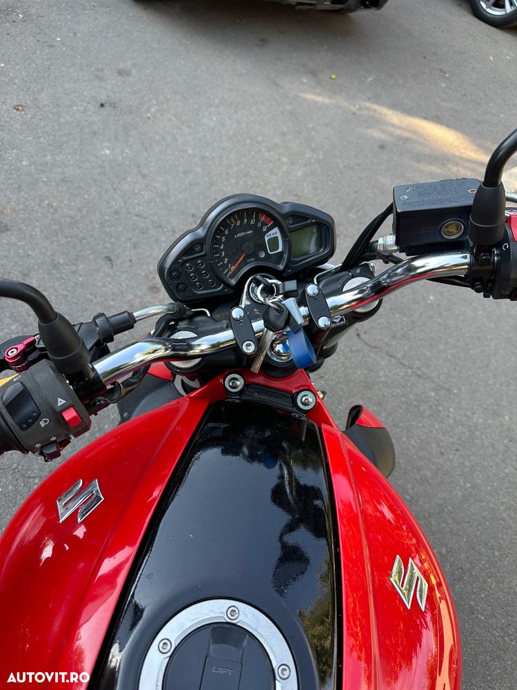 Suzuki Gladius - 7