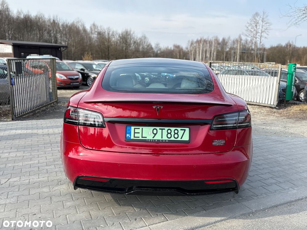 Tesla Model S - 30