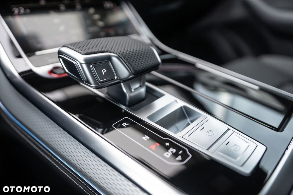 Audi SQ8 TFSI Quattro Tiptronic - 25