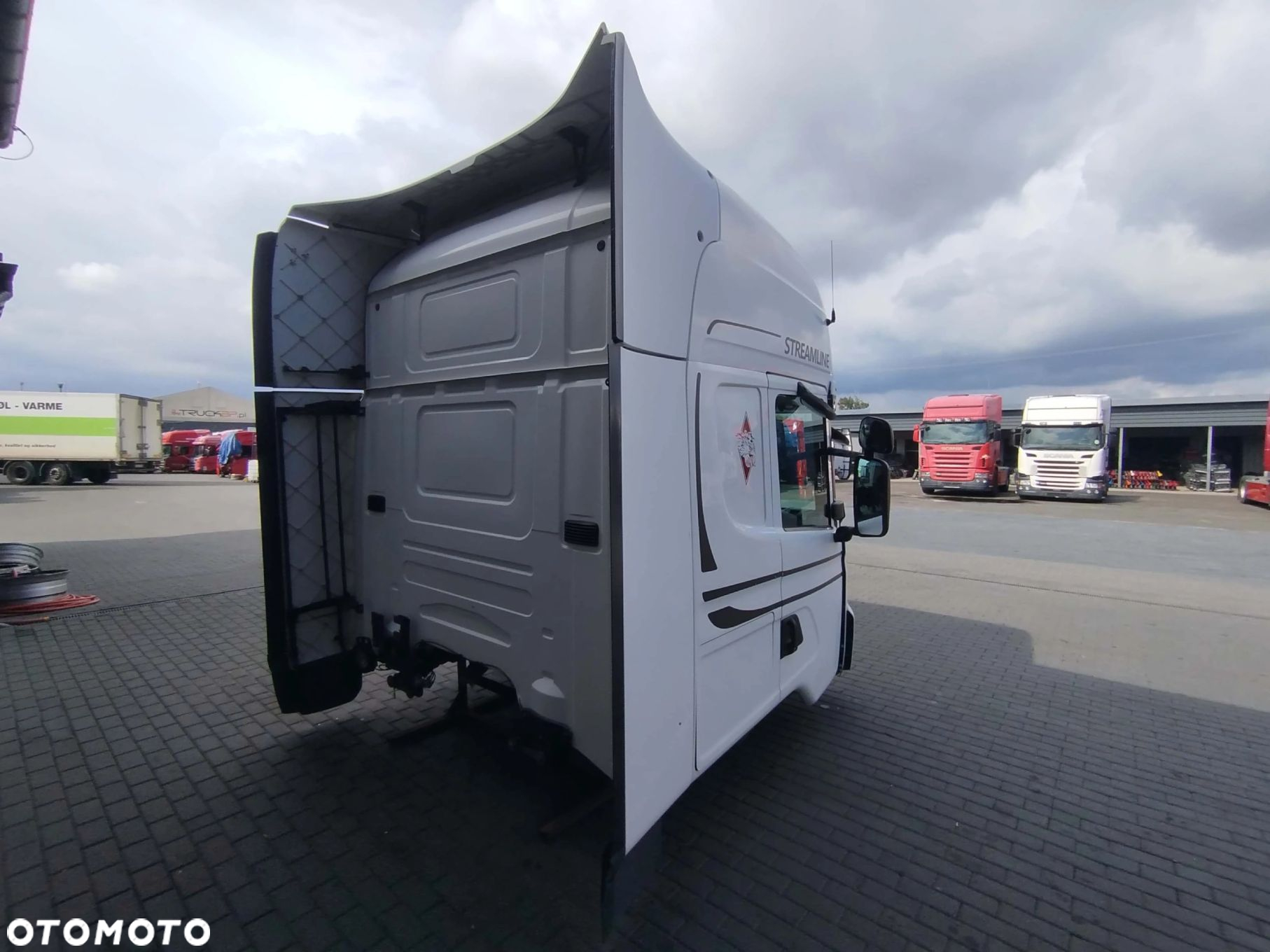 KABINA SCANIA TOPLINE HPI - 4
