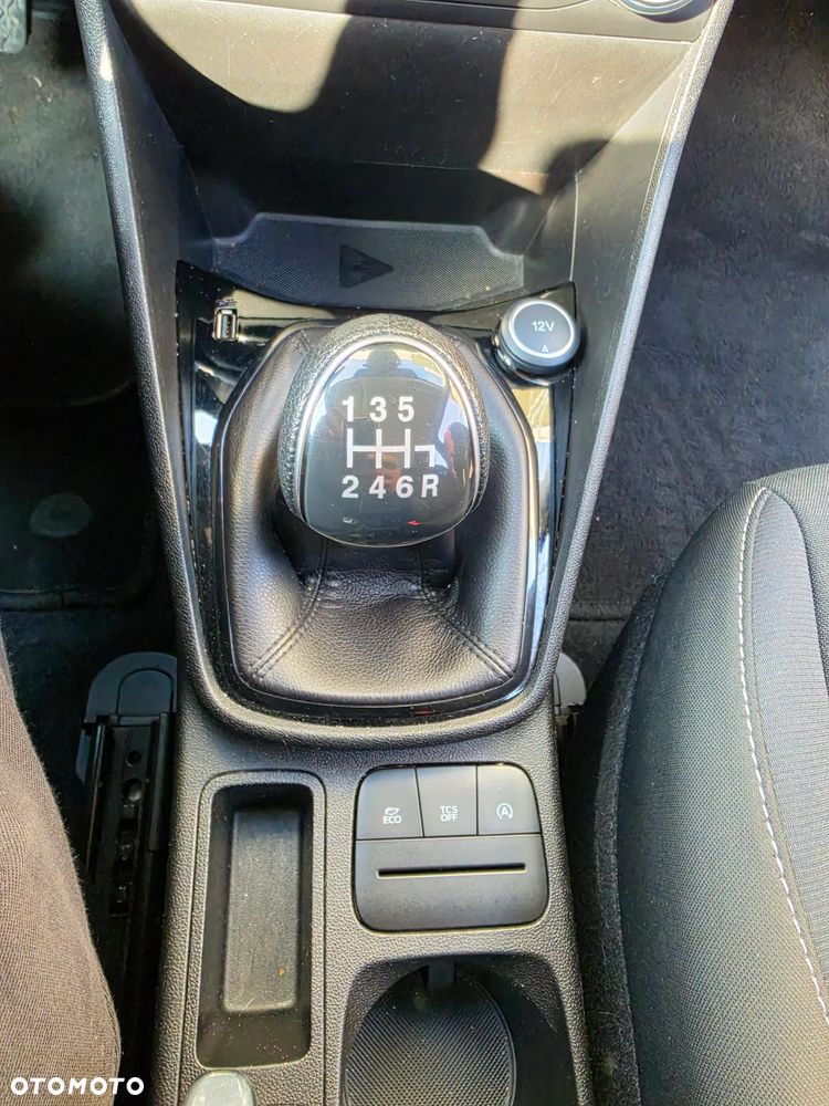 Ford Fiesta - 21