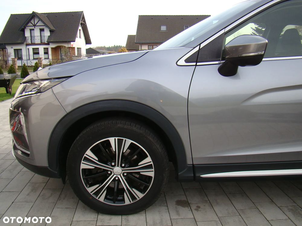 Mitsubishi Eclipse Cross 1.5 T-MIVEC ClearTec CVT 4WD Intro Edition - 6
