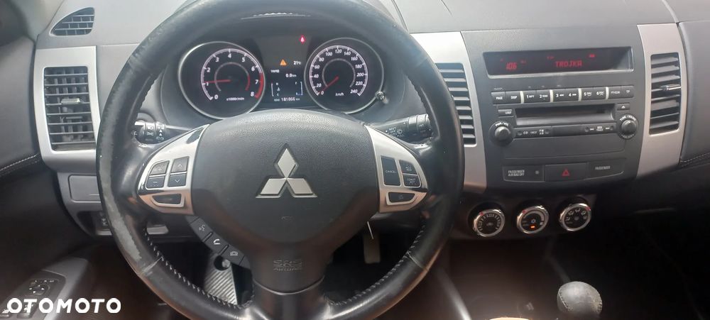 Mitsubishi Outlander 2.0 2WD Edition - 15