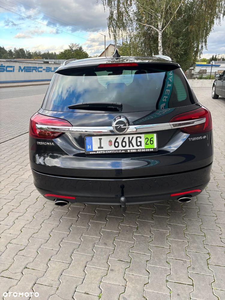 Opel Insignia - 10