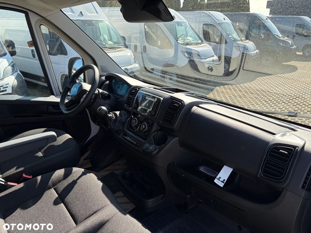 Opel Movano Furgon L4H3 - 10