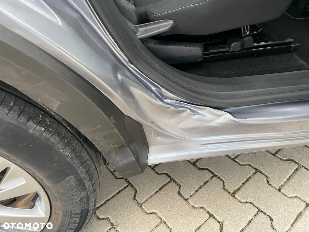 Peugeot 5008 1.5 BlueHDi Active Pack S&S EAT8 - 22