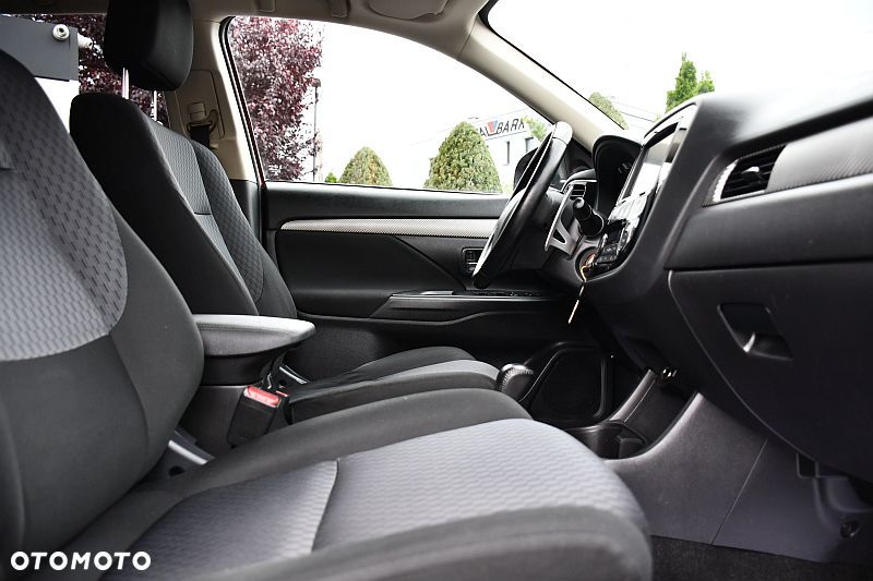 Mitsubishi Outlander 2.0 2WD CVT Diamant Edition+ - 7