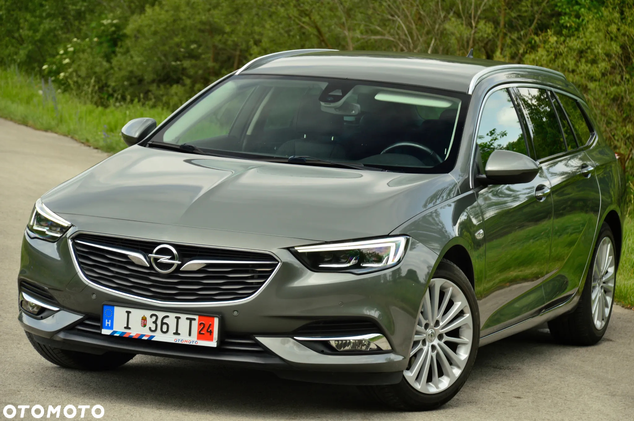 Opel Insignia 1.5 T Exclusive S&S - 30