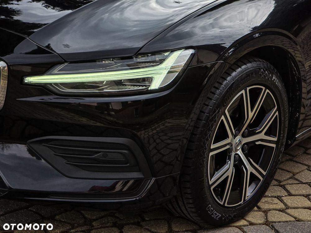 Volvo V60 B4 D Momentum Pro - 16