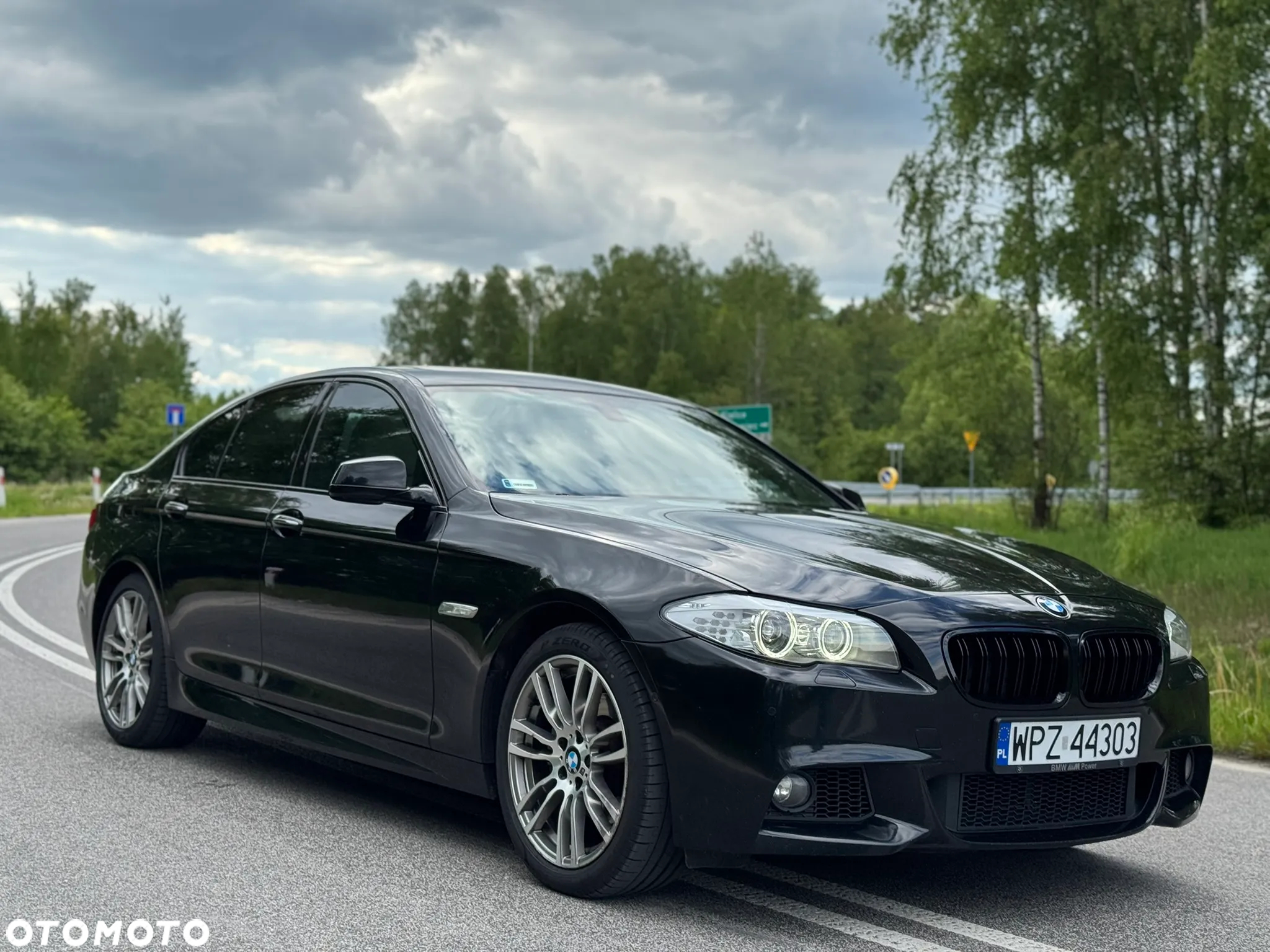 BMW Seria 5 528i xDrive - 3