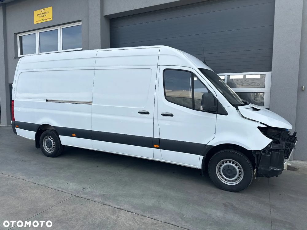 Mercedes-Benz SPRINTER - 7