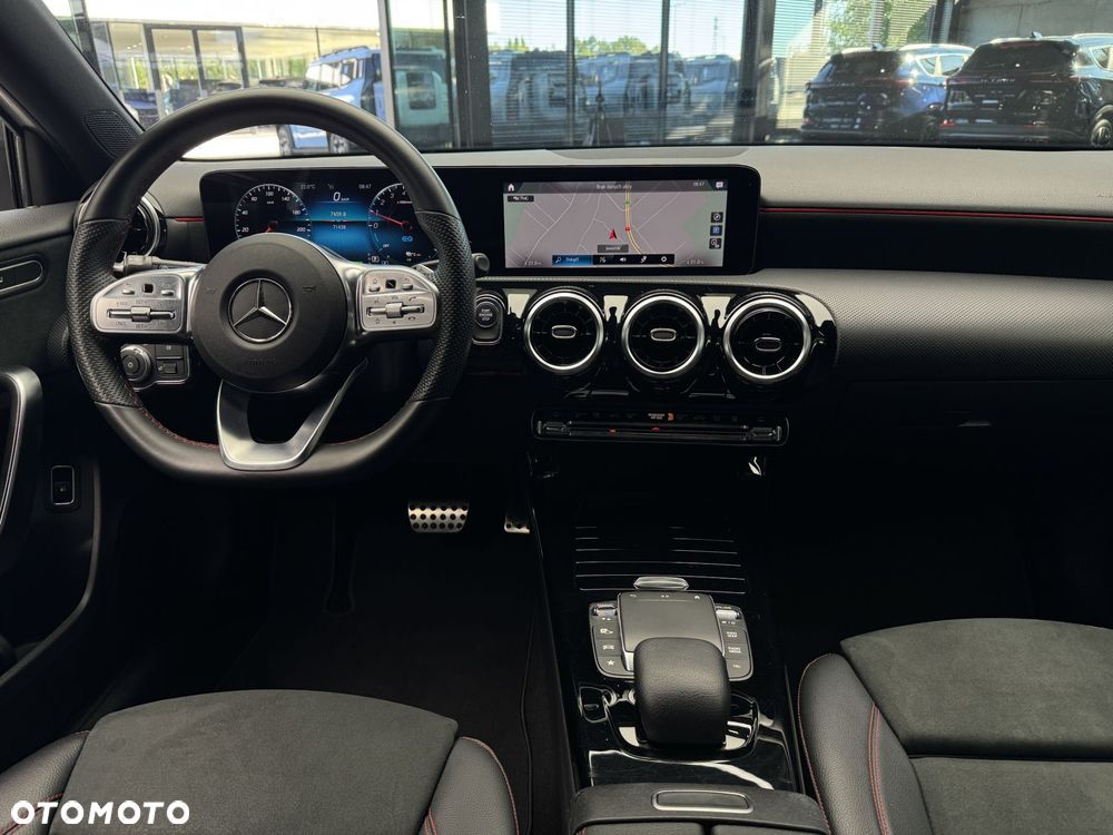 Mercedes-Benz Klasa A 250 E AMG Line 8G-DCT - 16