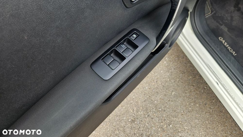 Nissan Qashqai - 8