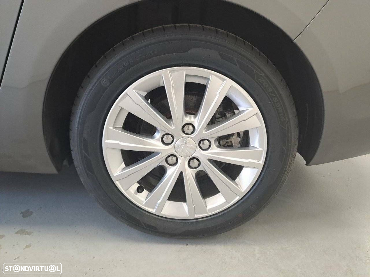 Peugeot 308 1.5 BlueHDi Style - 11