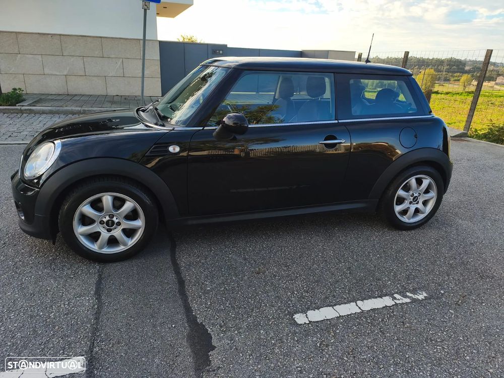 MINI 3 Portas One 1.6 - 12