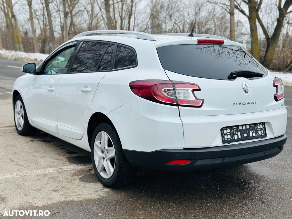 Renault Megane 1.5 dCI EDC Intens - 5