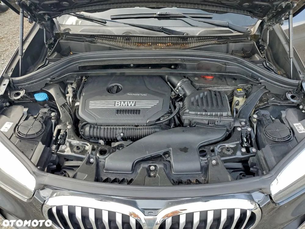 BMW X1 xDrive25i GPF Sport Line sport - 12