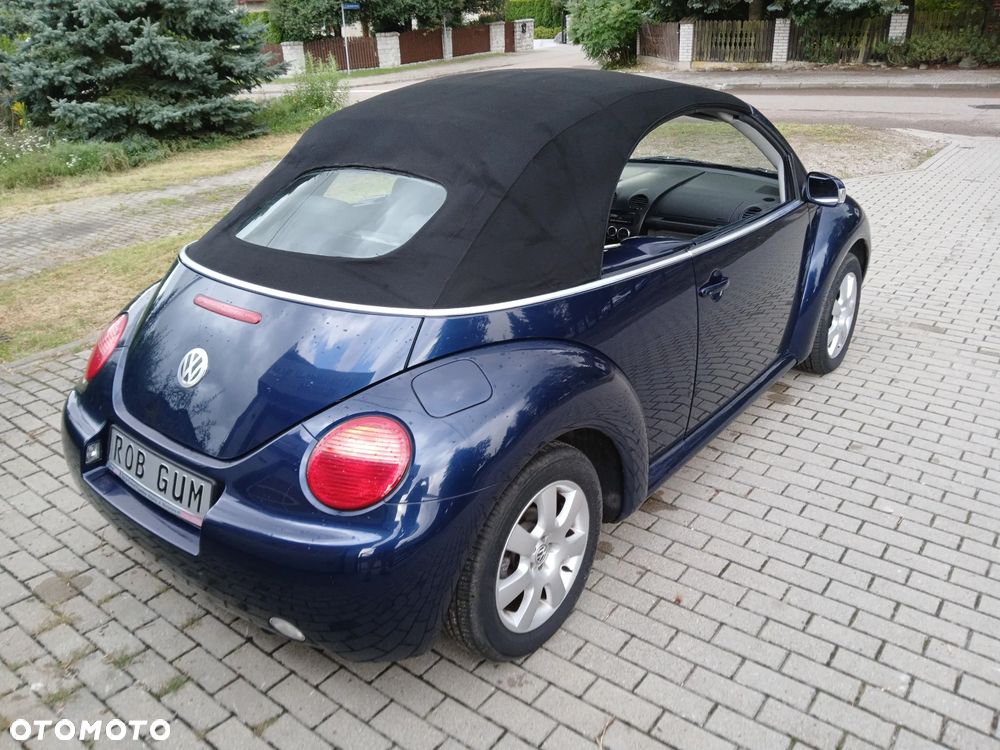 Volkswagen New Beetle 1.6 - 17