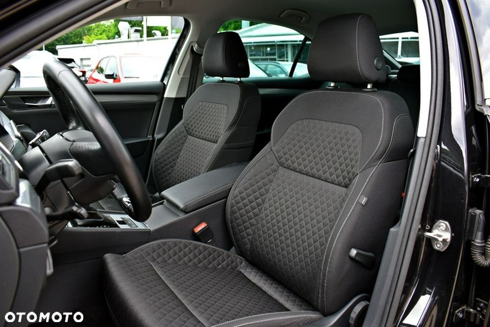 Skoda Superb 2.0 TDI SCR Ambition DSG - 11
