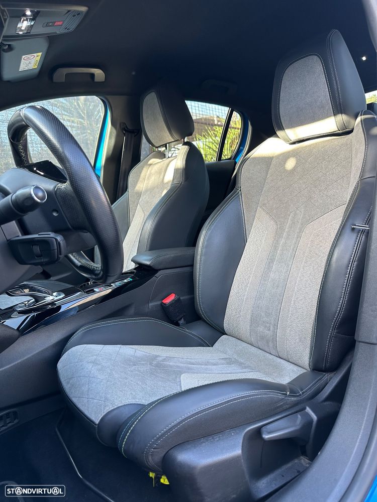Peugeot e-208 GT+ - 14