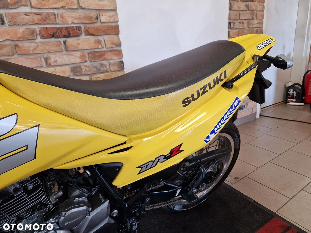 Suzuki DR - 16
