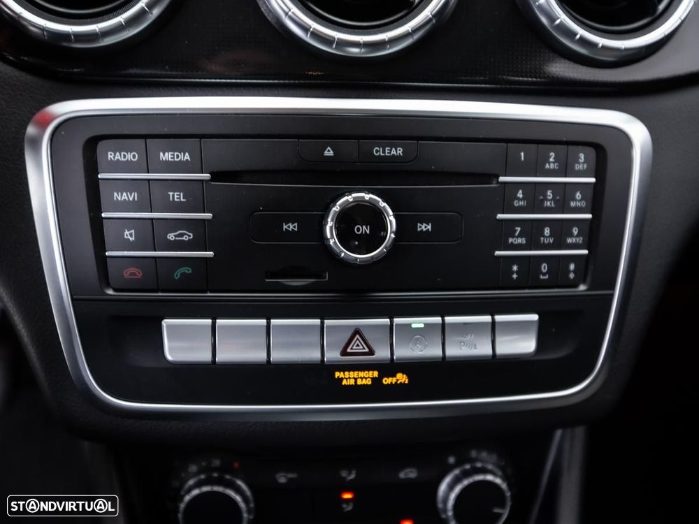 Mercedes-Benz CLA 180 - 17