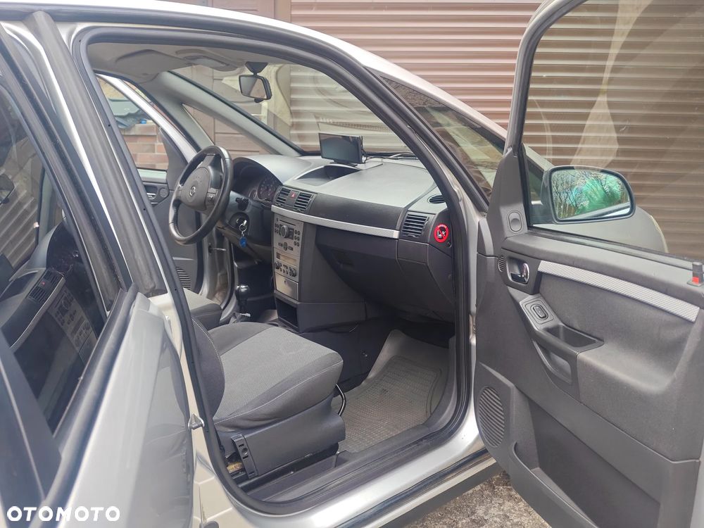 Opel Meriva 1.6 16V Cosmo - 6