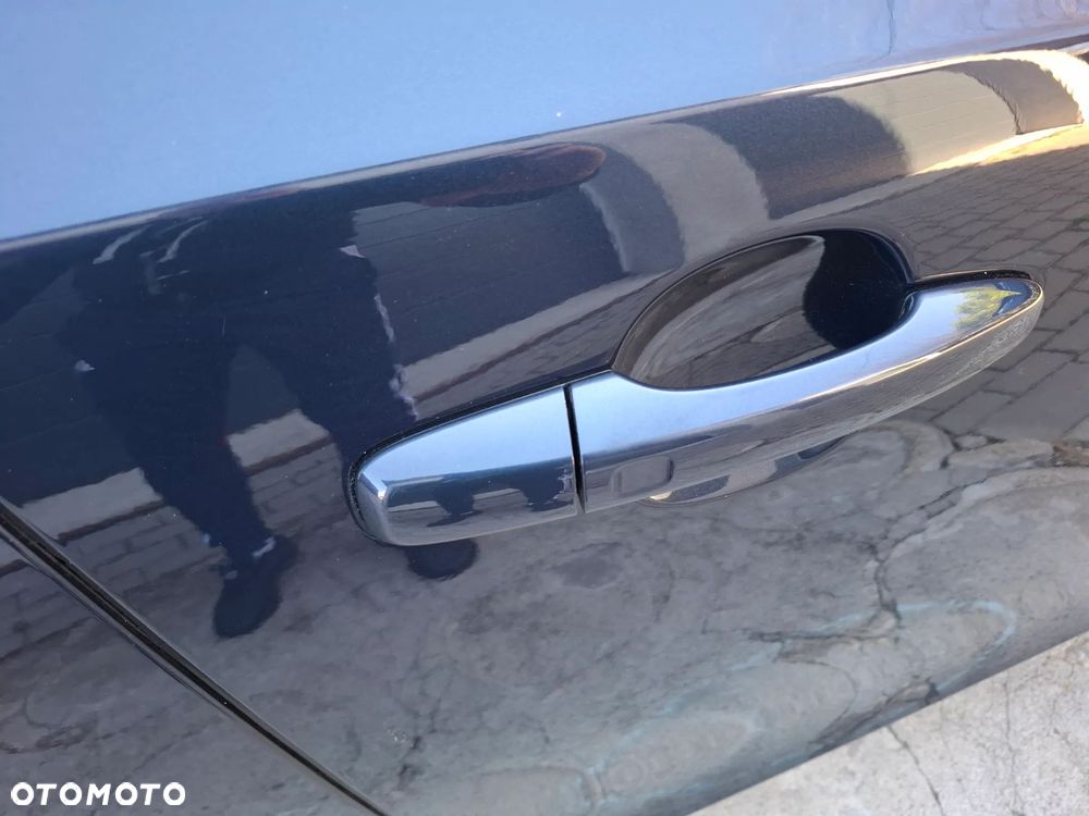 Volvo V40 D4 Ocean Race - 13