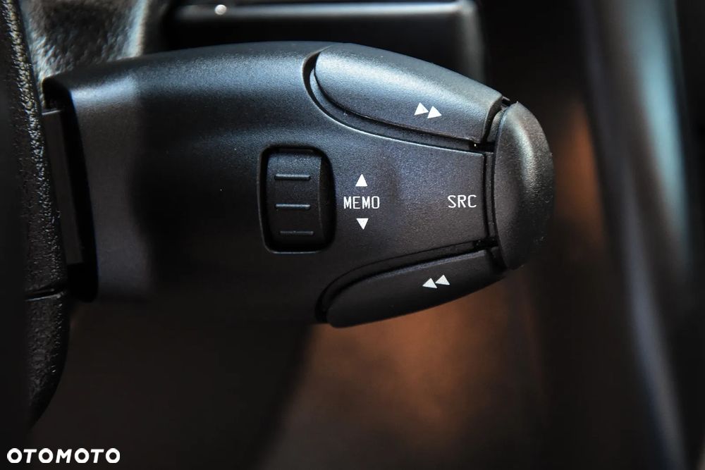 Peugeot 207 1.4 Millesim 200 - 21