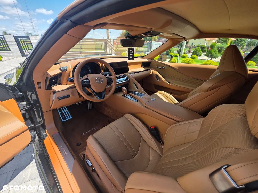 Lexus LC 500 Superturismo - 17
