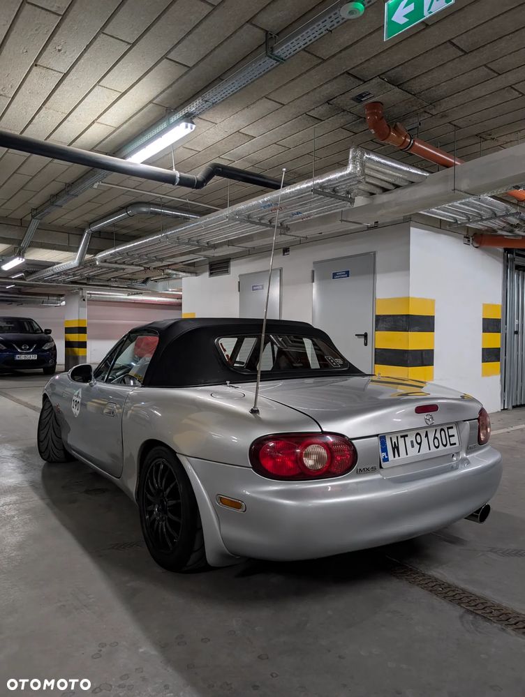 Mazda MX-5 1.8 16V Sport - 9