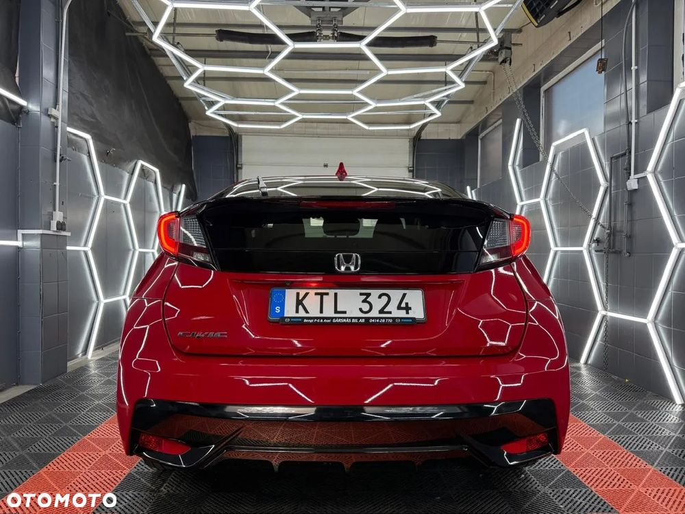 Honda Civic 1.8 i-VTEC Sport Black Edition - 8