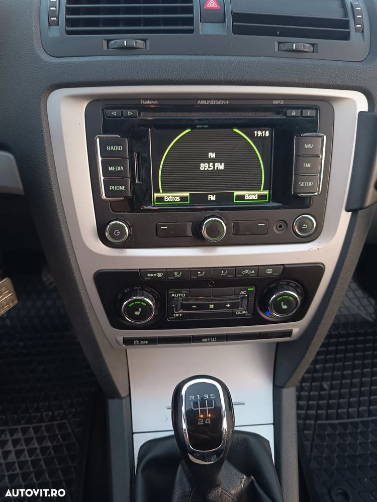 Skoda Octavia 1.6 TDI ELEGANCE - 5