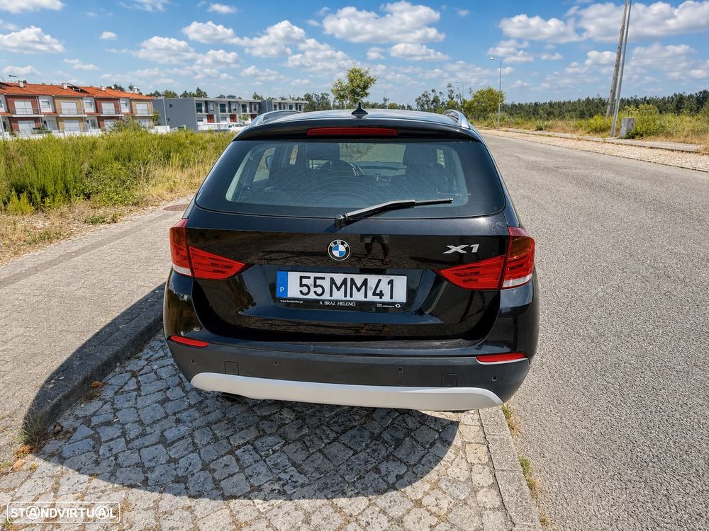 BMW X1 18 d sDrive Line Sport - 4