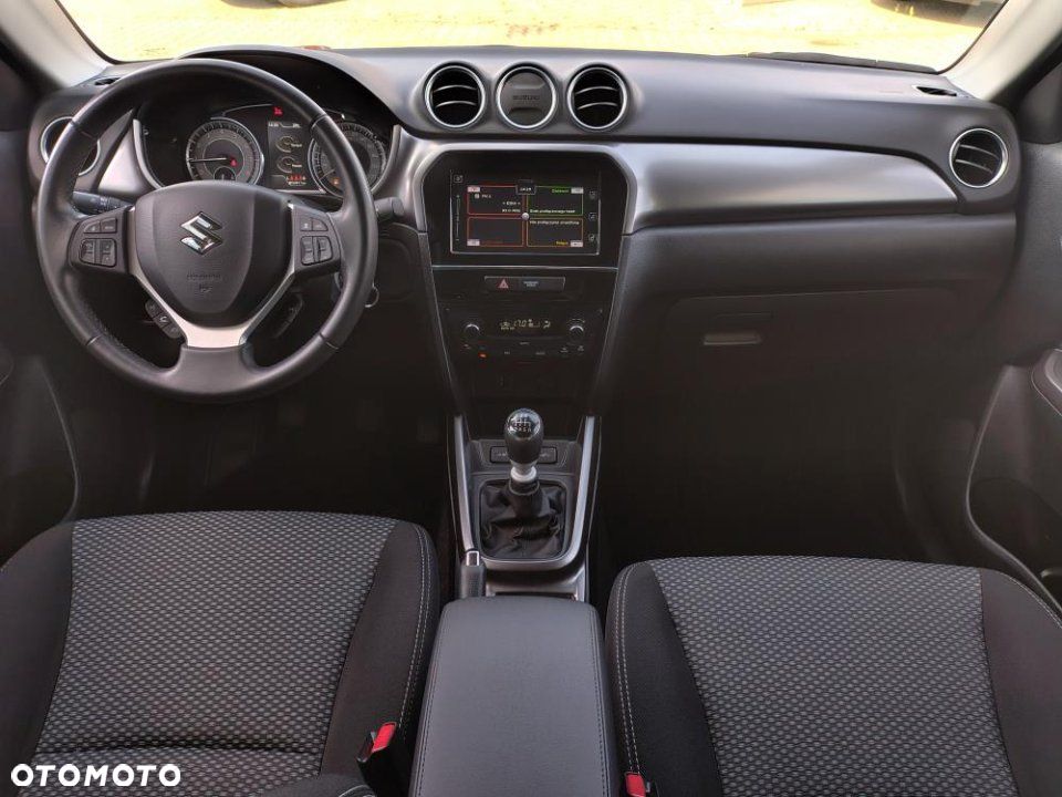 Suzuki Vitara - 16
