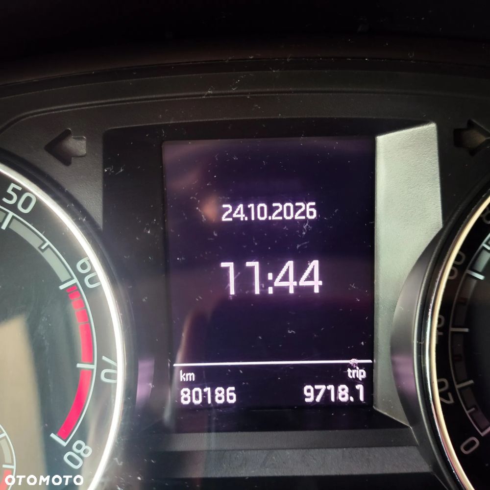 Skoda Fabia 1.0 TSI Ambition Plus - 10