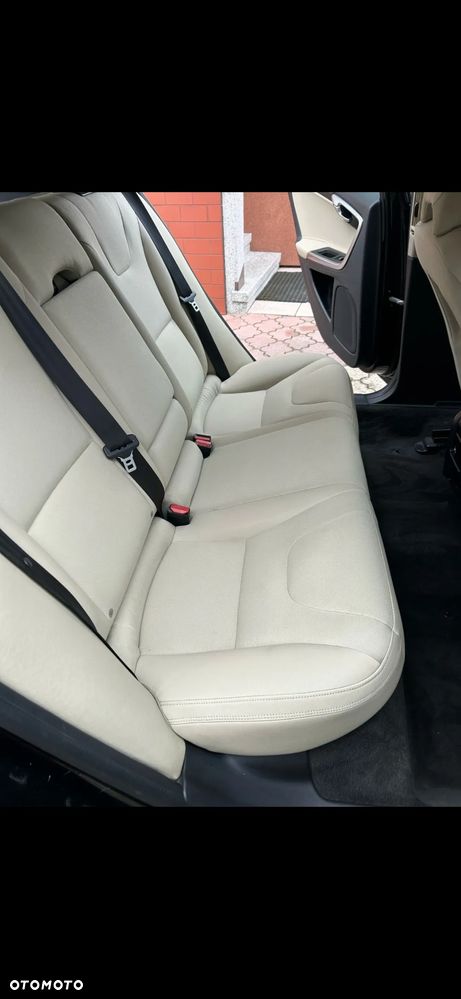 Volvo V60 D3 Geartronic - 11