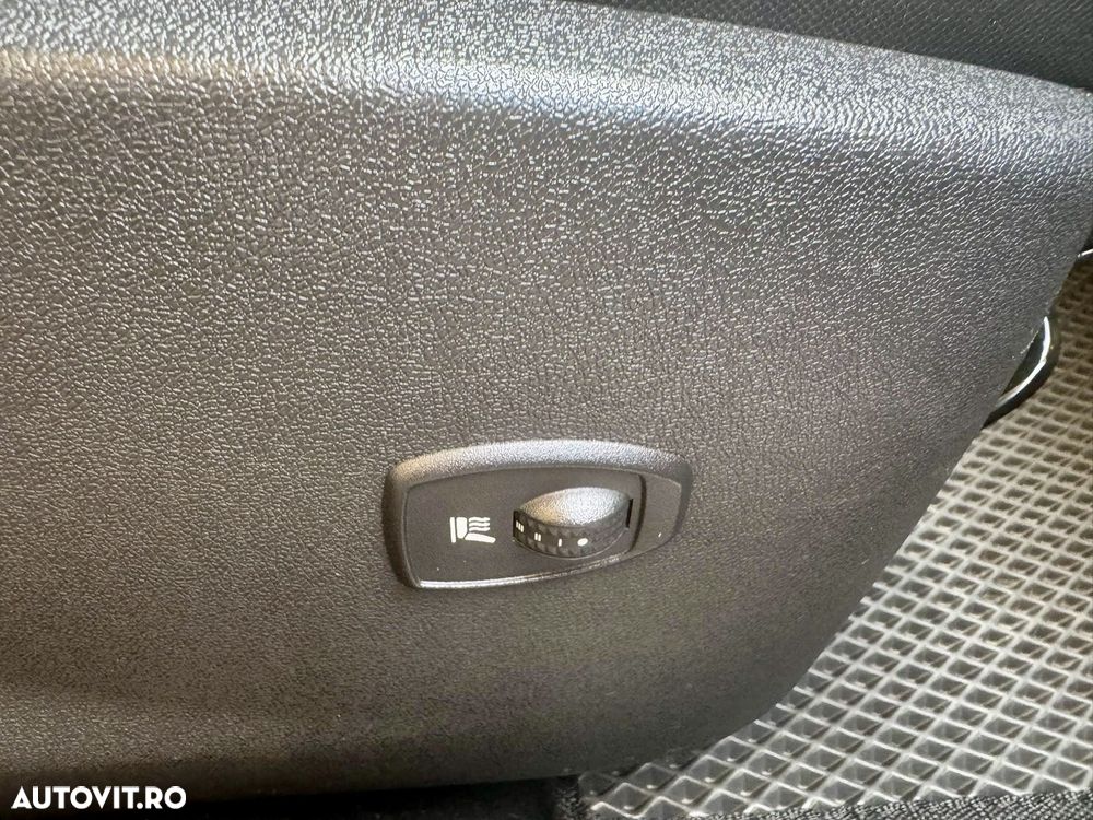 Renault Megane ENERGY dCi 110 Start & Stop LIMITED - 3