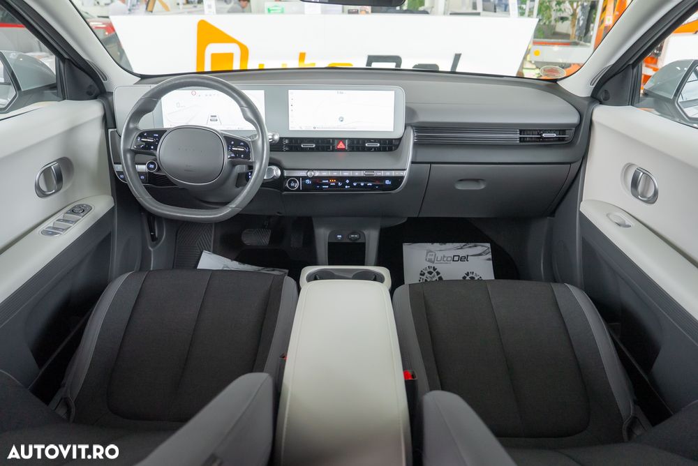Hyundai IONIQ Long Range 72.6 kWh - 17