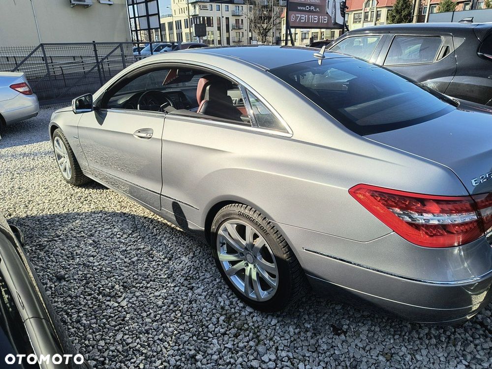 Mercedes-Benz Klasa E 250 BlueEFFICIENCY 7G-TRONIC - 39