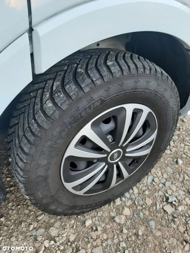 Ford SAMOCHÓD SPECJALNY KEMPINGOWY - 23