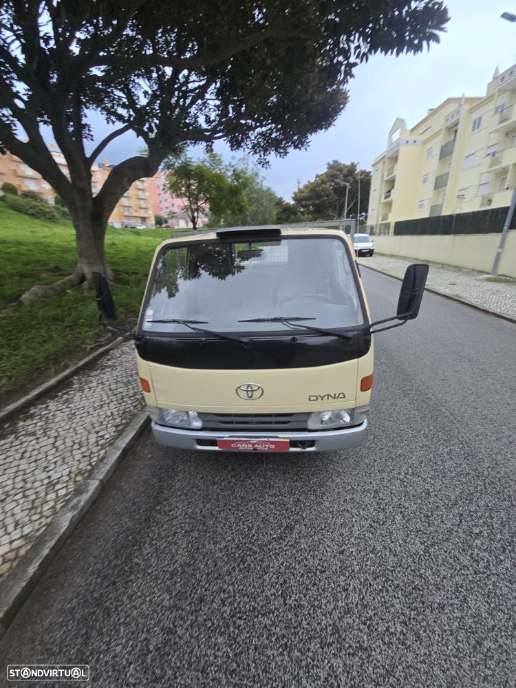 Toyota Dyna 150 - 27