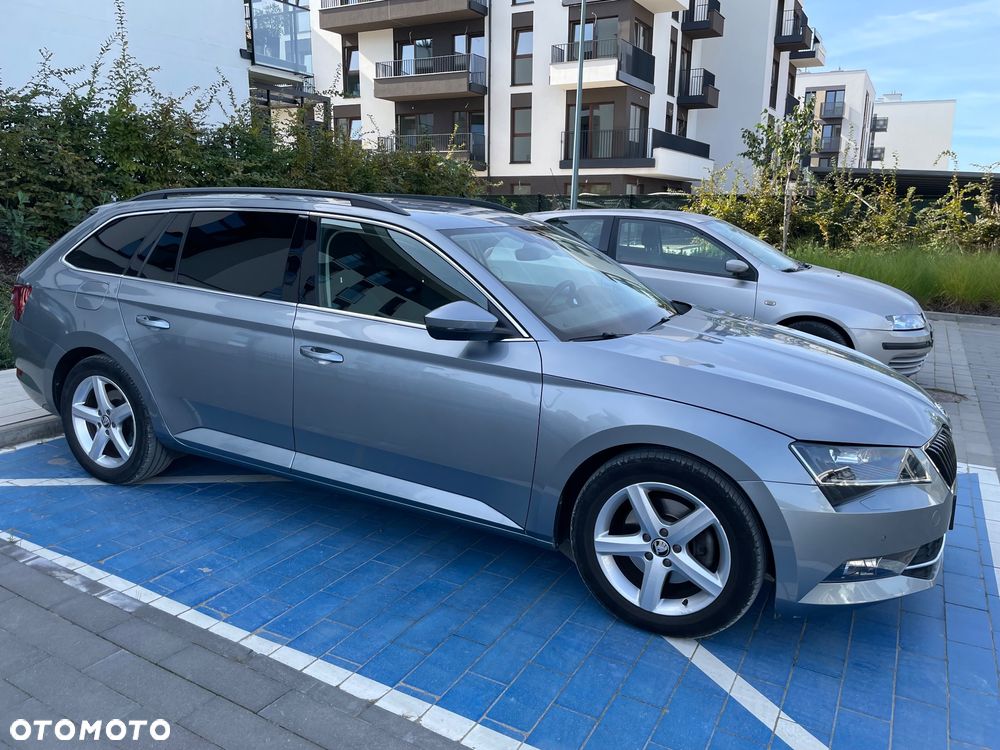Skoda Superb 1.6 TDI DSG Ambition - 1