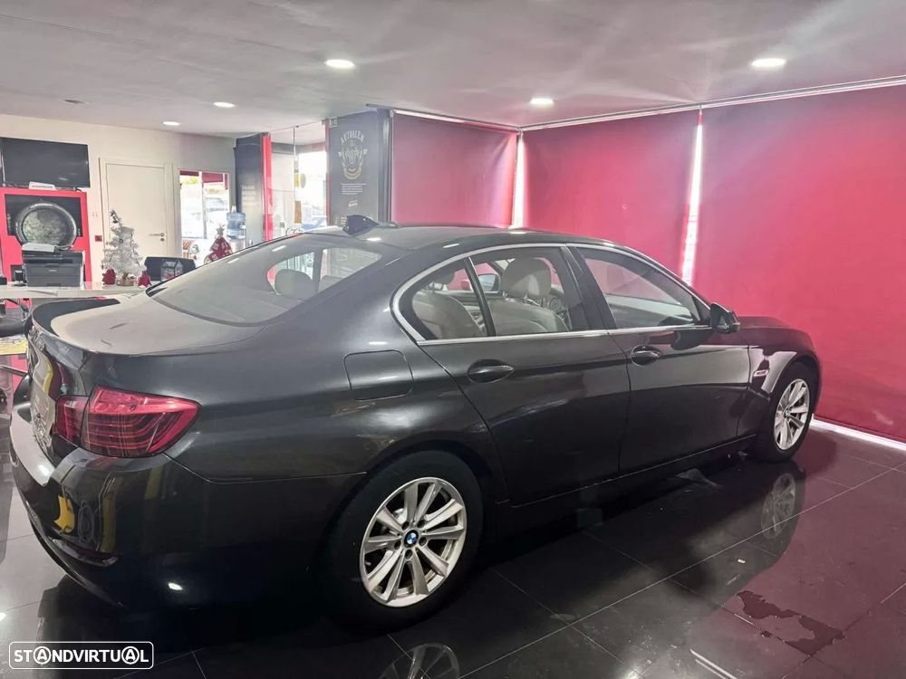 BMW 520 d Line Sport - 4