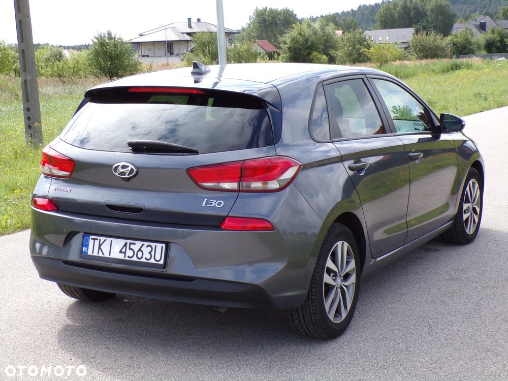 Hyundai i30 1.6 CRDI Intro Edition - 10