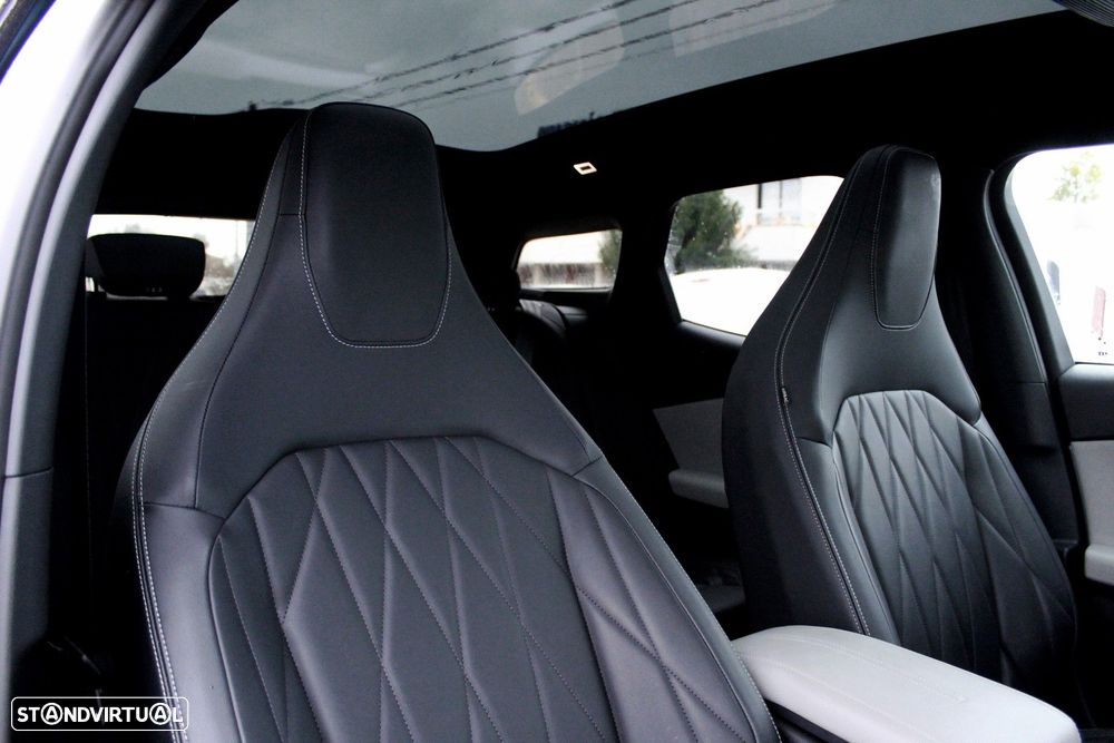 Ford Explorer 77 kWh Premium - 23